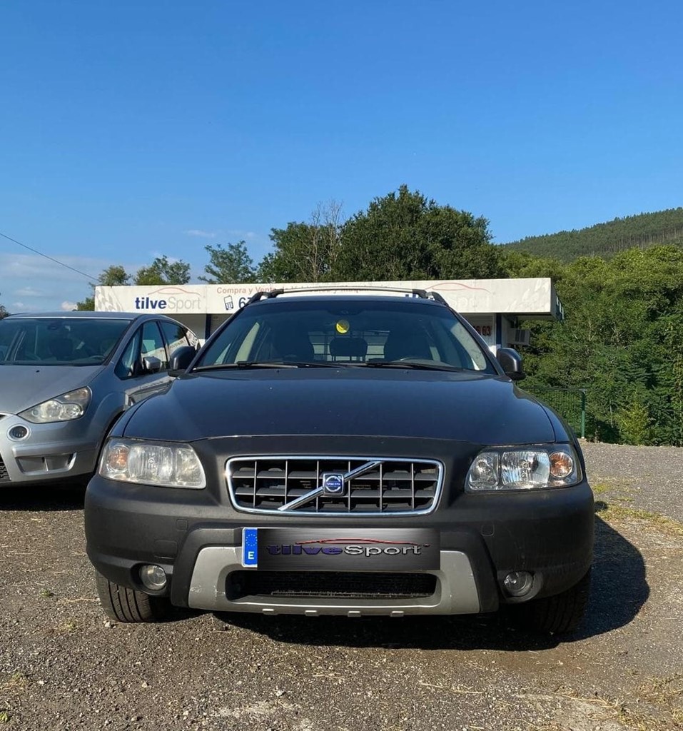 Foto 1 VOLVO XC70 2.4 185 CV CROSS COUNTRY 4X4